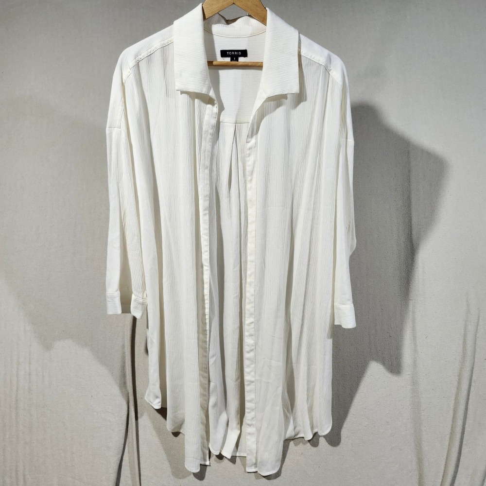 Torrid Open Front White Cardigan Blouse Roll Tab Sleeve Plus Size 1, 1X Boho